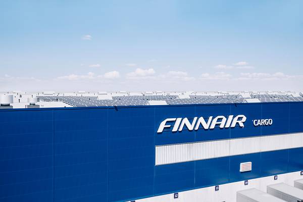 finnair_cargo_cool_green_air_cargo_terminal_solar_panels